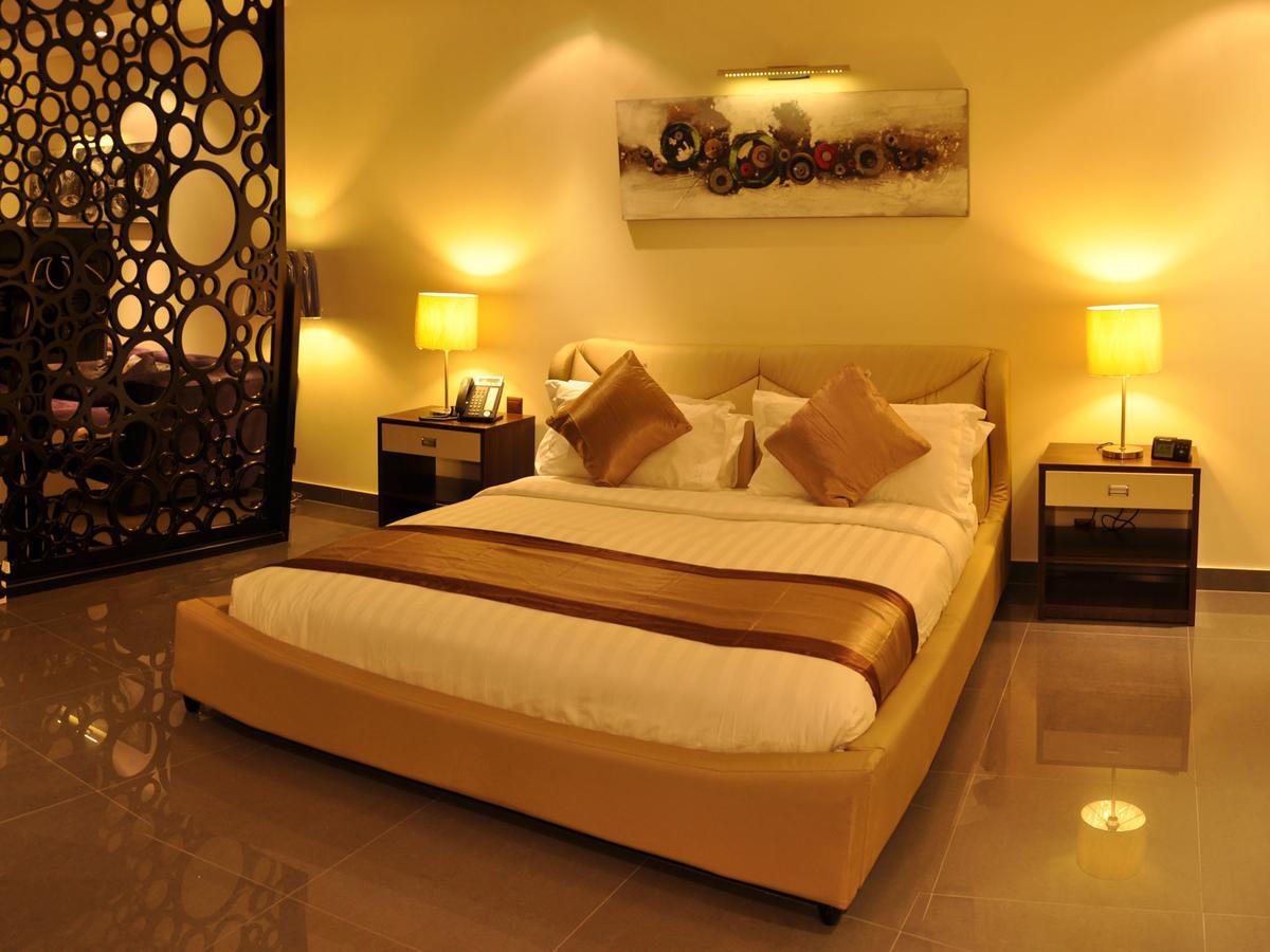 Nelover Qurtubah Hotel Riyadh Bagian luar foto